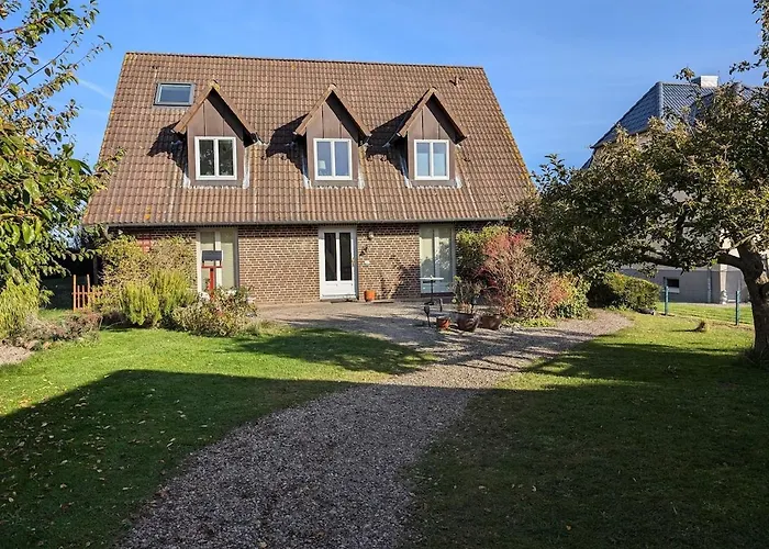 Rosengarten Mit Meerblick * Blekendorf